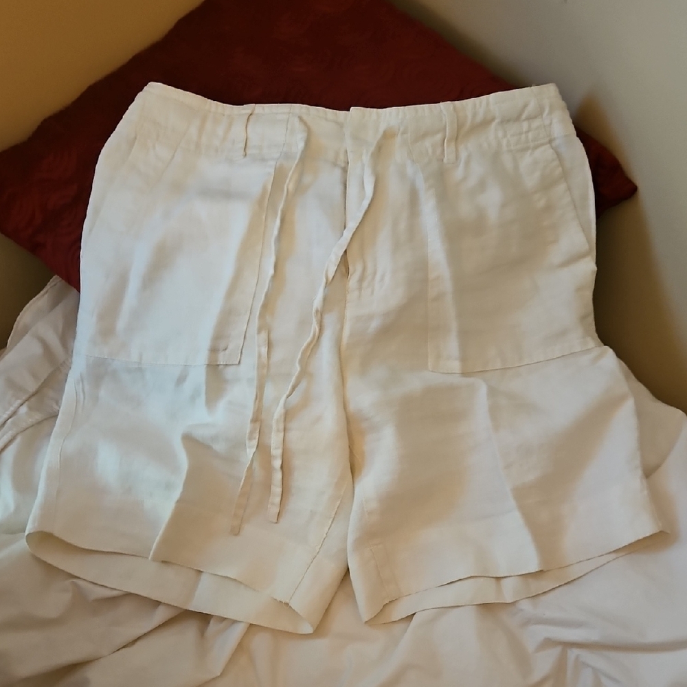 LIZ CLAIBORNE  Linen Shorts...8 NWOT